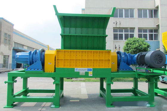 PLC Control Double Shaft Shredder لإعادة تدوير البلاستيك