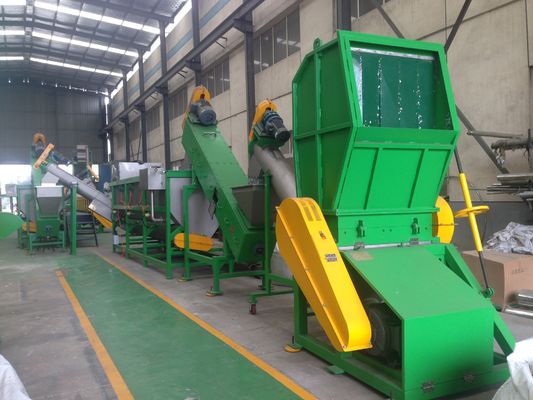 300 كجم / ساعة ، 500 كجم / ساعة ، سحق وغسالة زجاجات HDPE 1000 كجم / ساعة