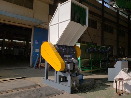 12 قطعة الدورية شفرة 55kw آلة كسارة بلاستيكية