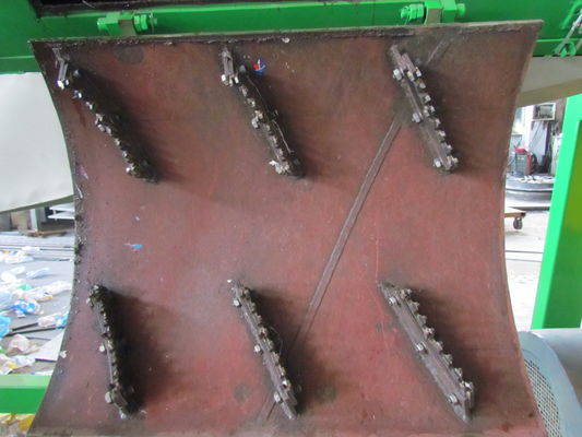 2ton / H آلة إعادة تدوير البلاستيك PET زجاجة كاب آلة إزالة التسمية