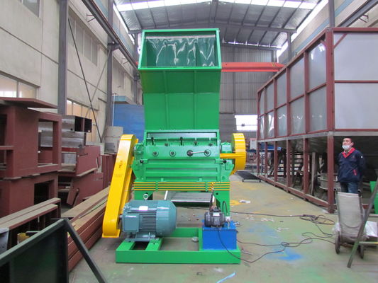 1500kg / H 90kw PE Films آلة كسارة البلاستيك