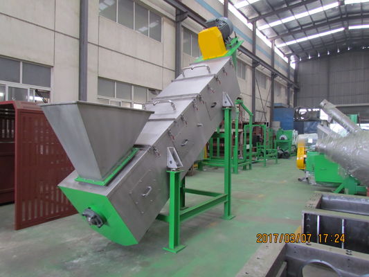 2000kg / H PET PE PP HDPE LDPE LLDPE غسالة البلاستيك الاحتكاك