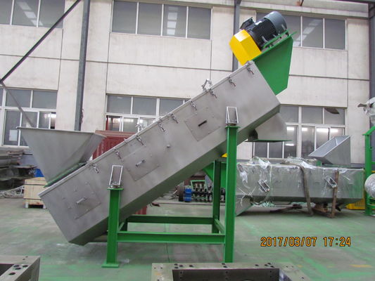 2000kg / H PET PE PP HDPE LDPE LLDPE غسالة البلاستيك الاحتكاك
